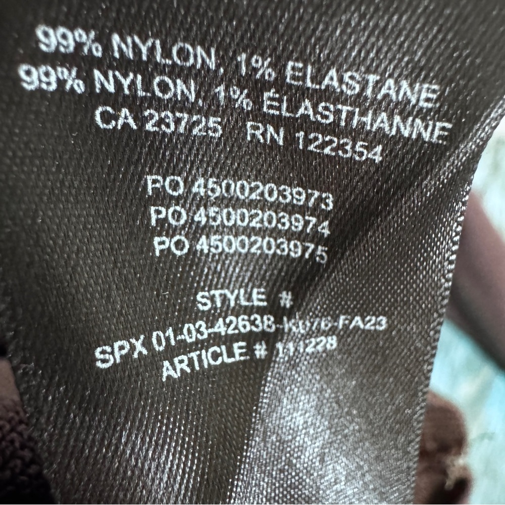 Aritzia Babaton Sculpt Knit Prominence Brown Longsleeve Size XL - Picture 11 of 11